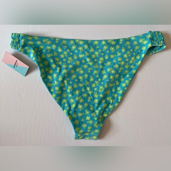 COPY - Ardene Bikini Bottom - Picture 2 of 3
